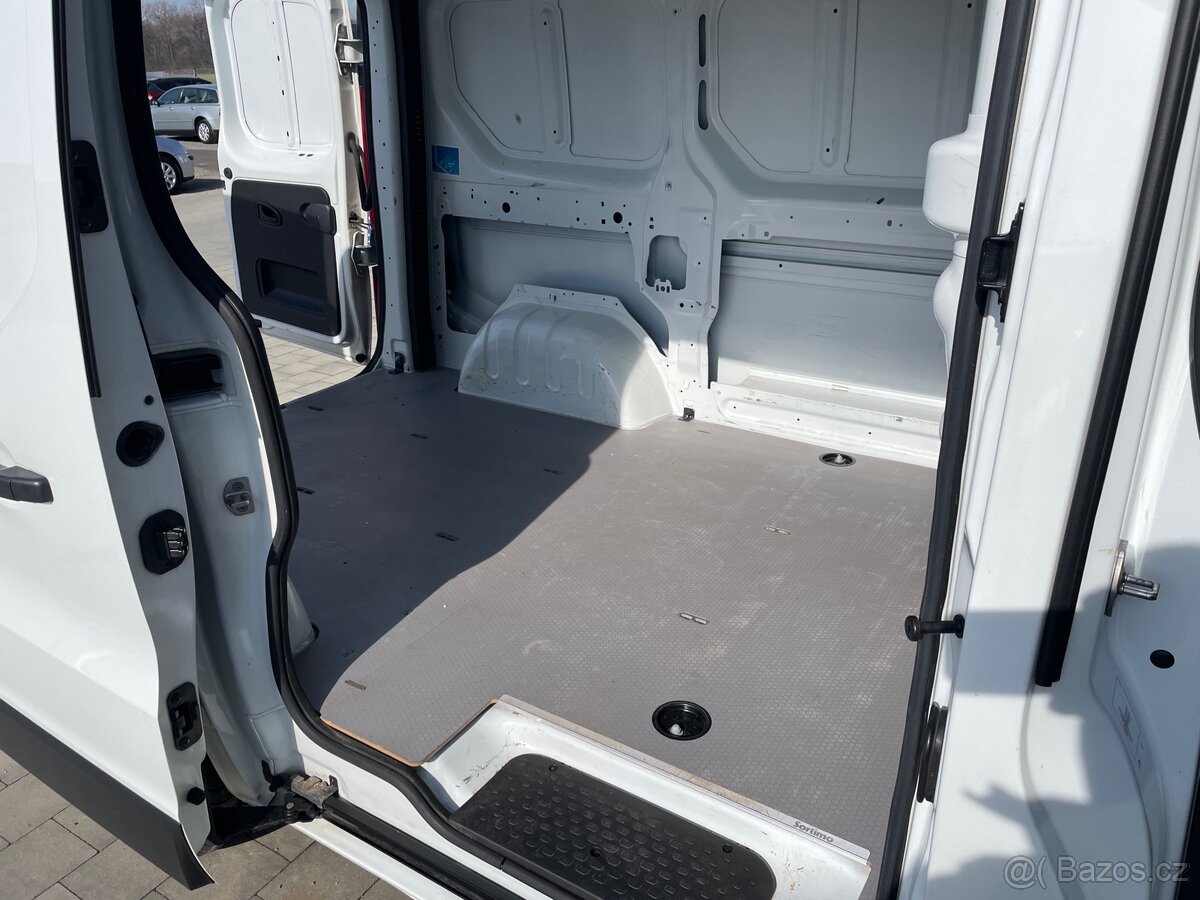 Renault Trafic 2.0 dCi 107kw L1H1, odpočet DPH - 10