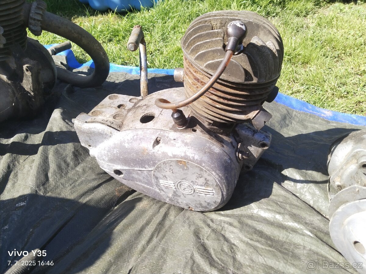 Jawa a ČZ - 10