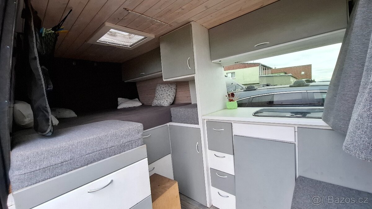 Obytná dodávka Renault Master - 10