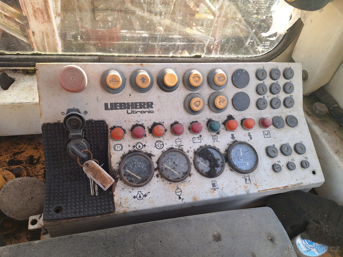 Dozer Liebherr PR 172 - 10