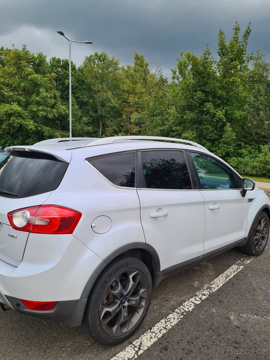 KUGA 2.0TDCI 4x2 100kw - 10