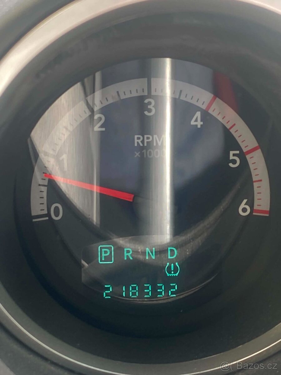 Dodge Nitro 2.8 - 10