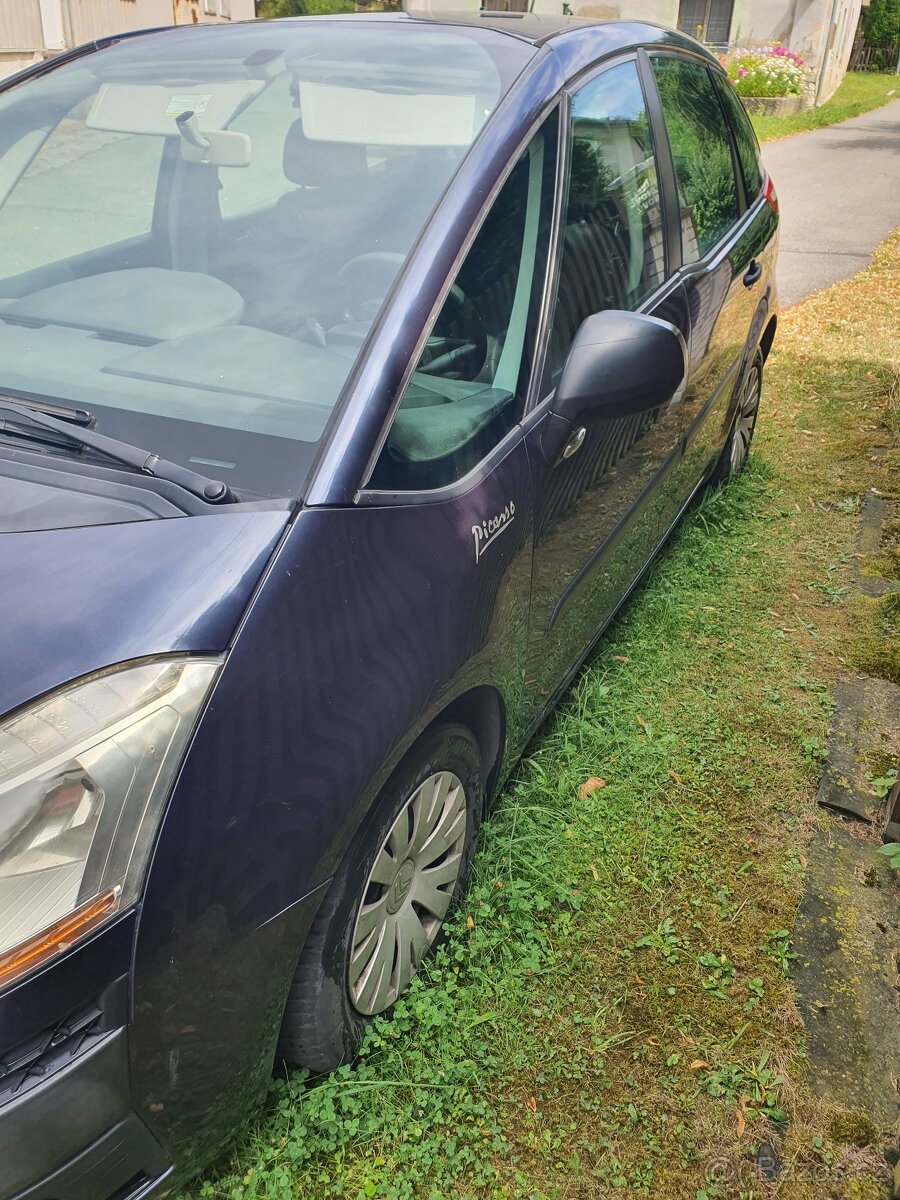 Citroën C4 Picasso - 10