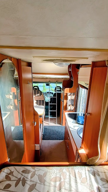 Fiat Ducato / McLouis, alkovna pro 6 osob, palandy/garáž - 10