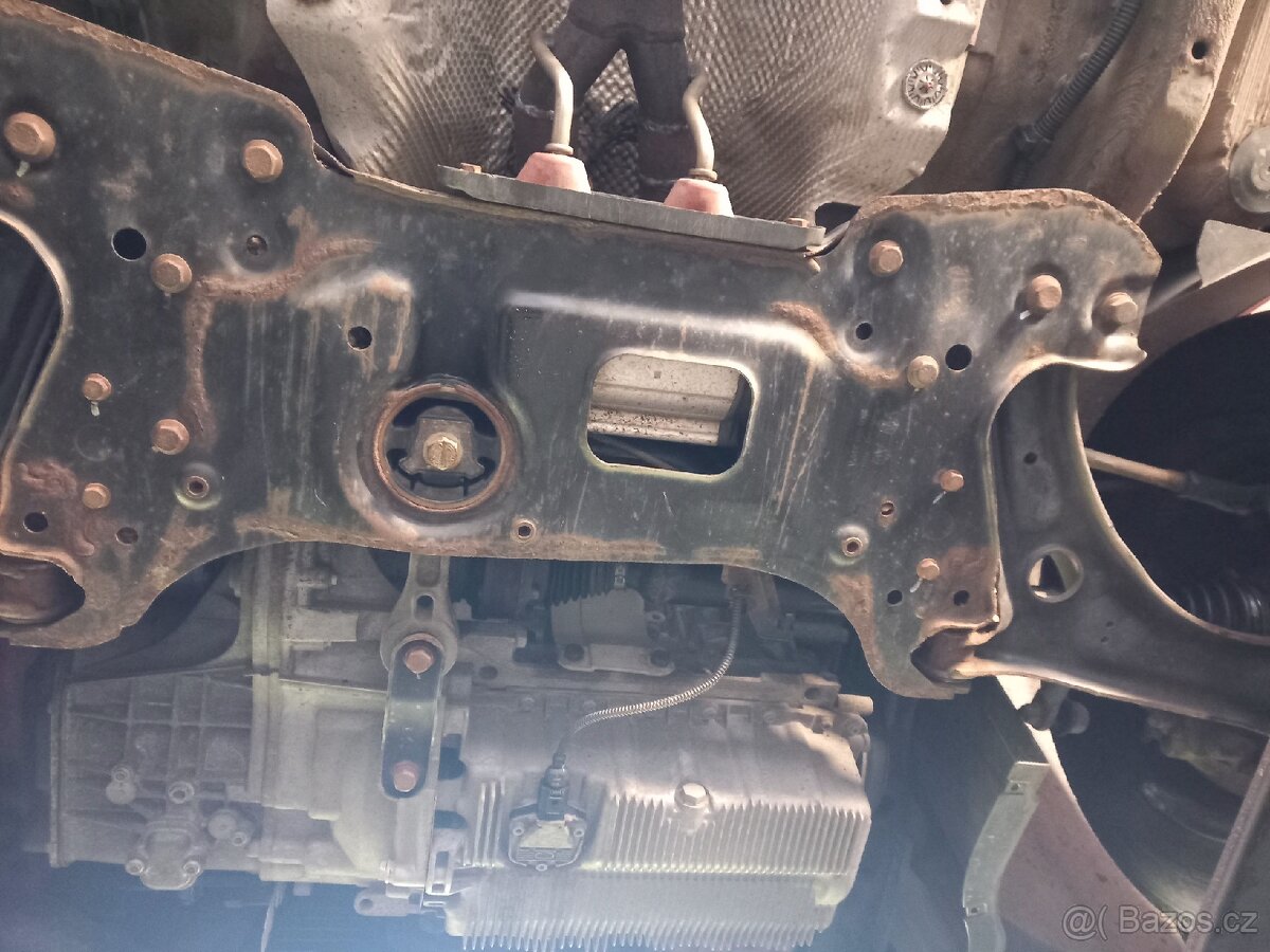 VW CADDY 1,6 benzí + LPG - 10