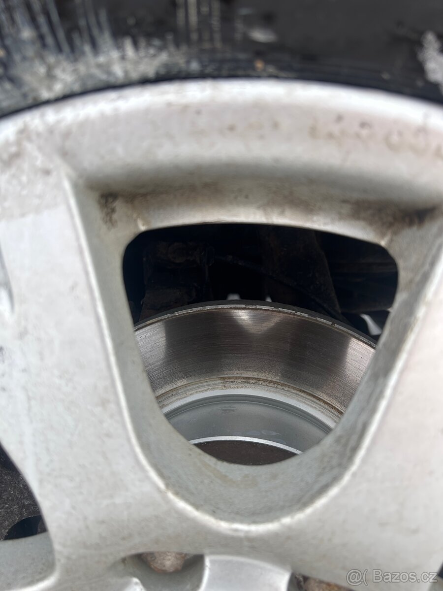 Škoda Octavia 1.9tdi 4x4 - 10