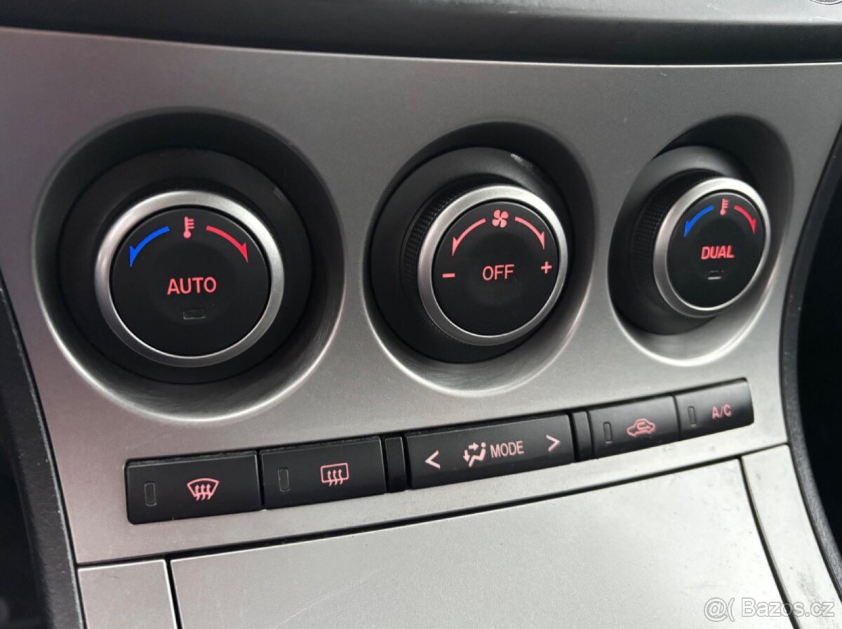 MAZDA 3 1.6 77 KW 90TH ANNIVERSARY - BENZÍN - 10