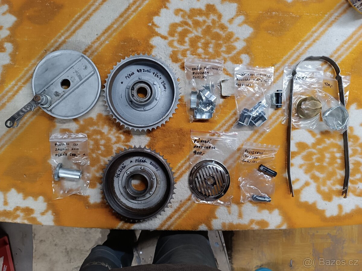 Jawa Pérák díly,rozeta,vicko, vzpěra,stojan - 10