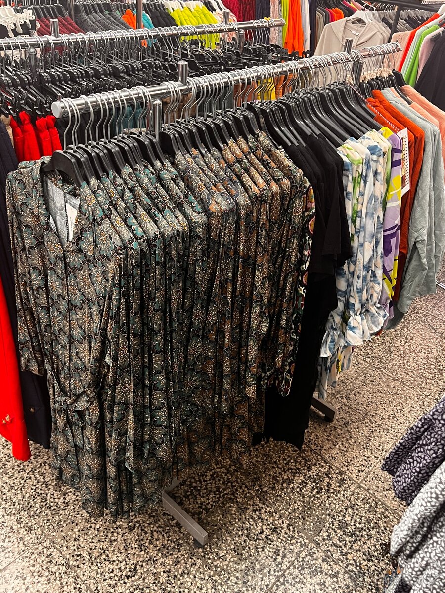 Štendry, figuríny, stojany, torza - 10