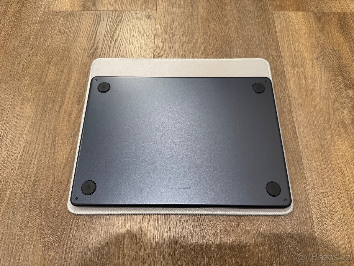 MacBook Air 13" M2 (2022) - 8GB/256GB - 10