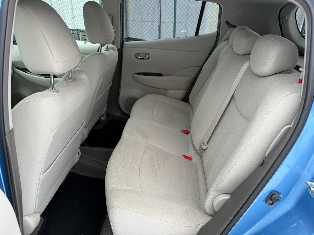 Nissan LEAF 80Kw SL 1-Majitel - 10