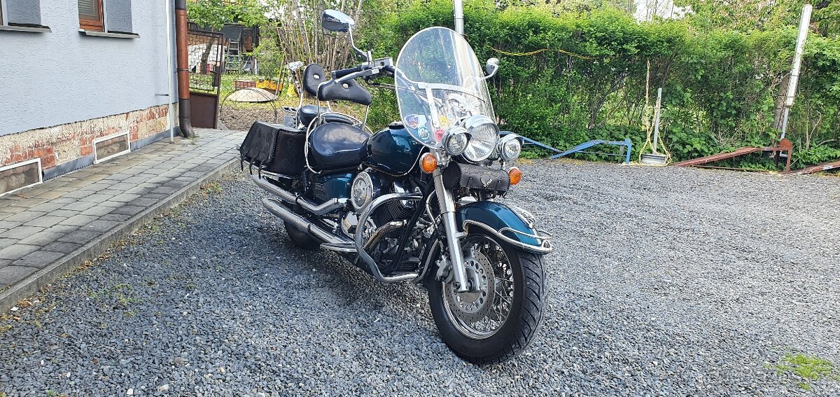 Yamaha XVS 1100A Dragstar Classic - 10