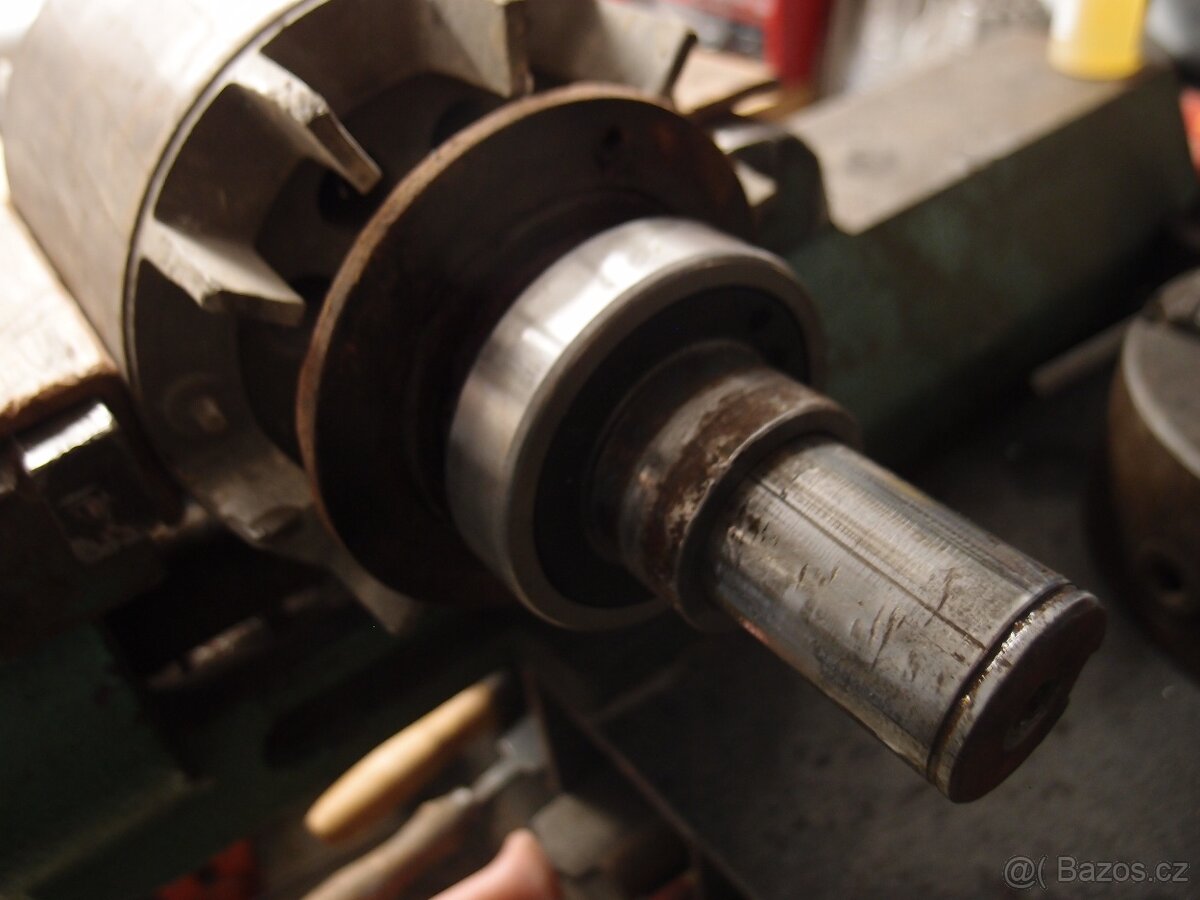 Prodám elektromotor MEZ 5,5kw 960 ot. 380V - 10