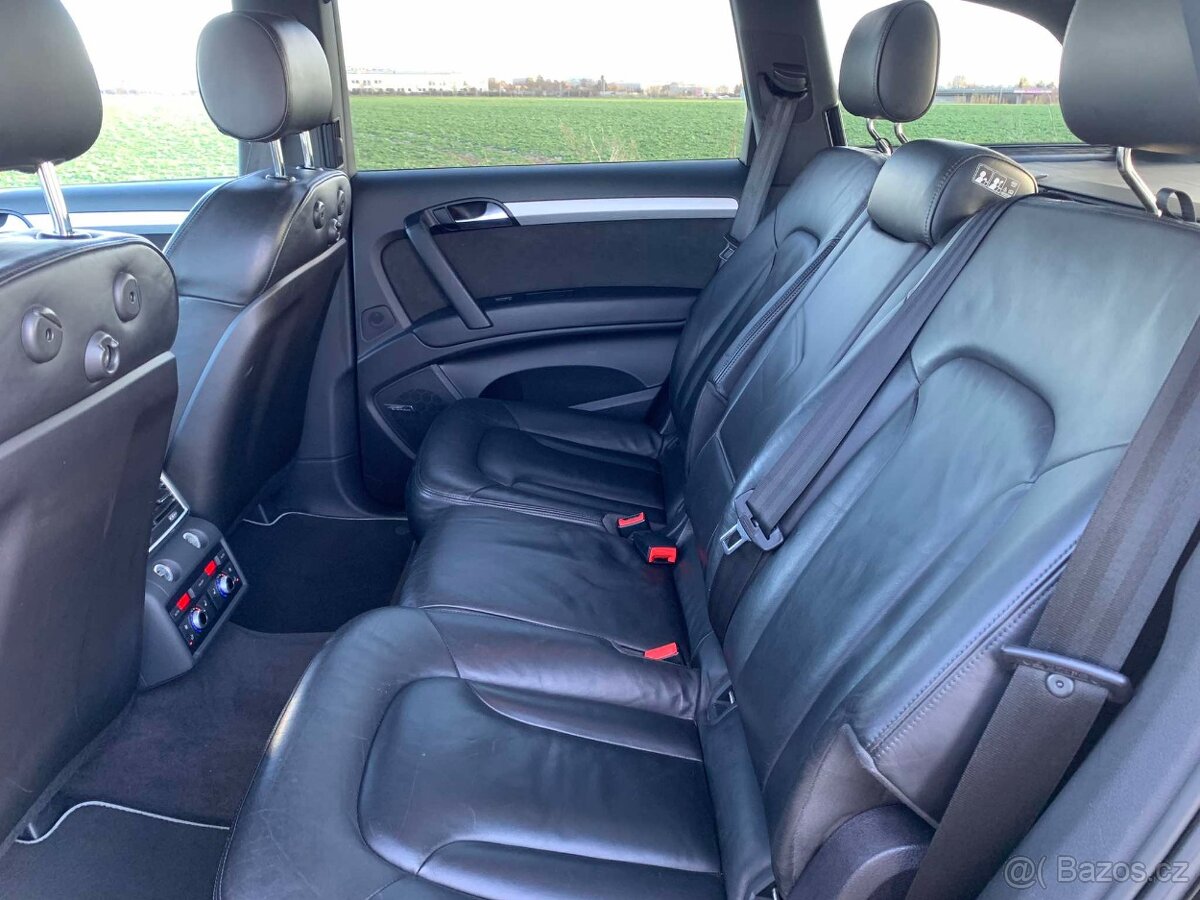 Audi Q7 S-line V8 4.2TDi 250kw/Automat/Quattro/Webasto - 10