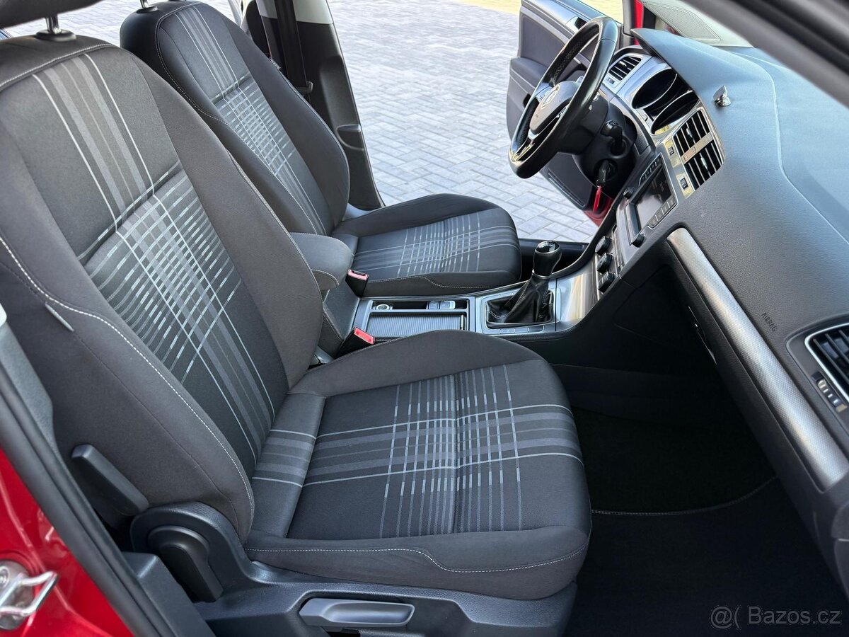 Volkswagen Golf VII 1.4 TSI rok 2016 - 10