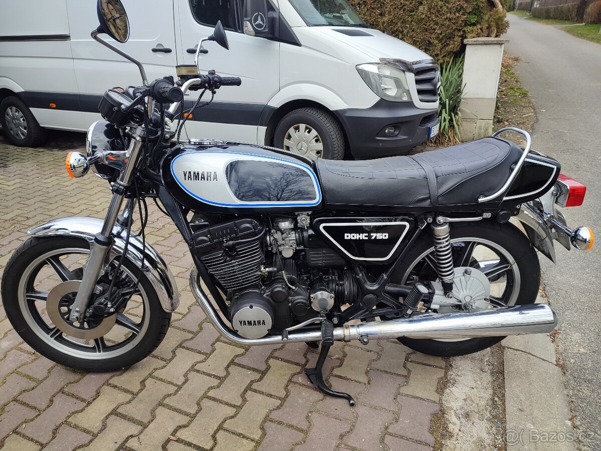 Yamaha XS 750 - 10