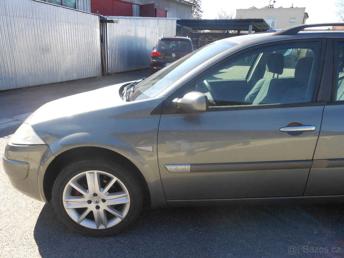 Renault Megane 1.6 16V 83Kw - 10