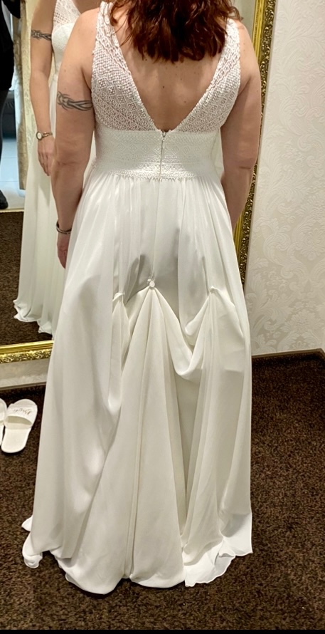 Svatební šaty - 10