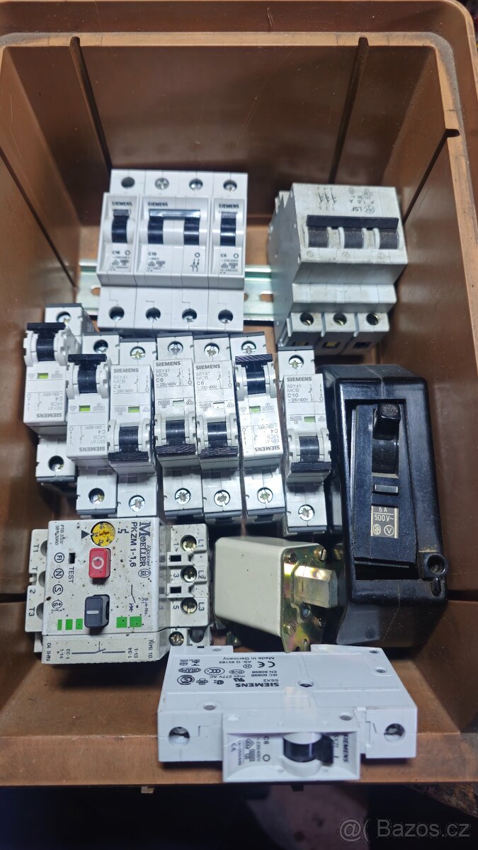 Prodám mix součástek elektro - 10