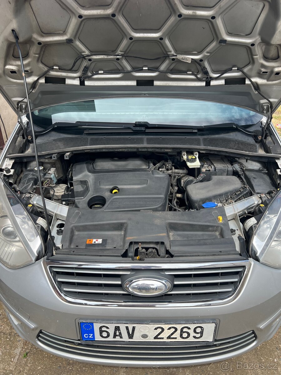 Ford Galaxy 2,0 tdci 103kw rv2011 - 10