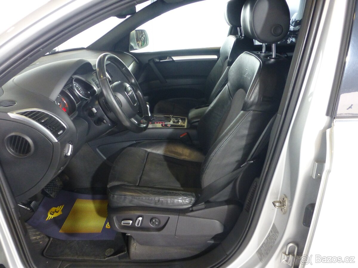 Audi Q7 3,0TDI XENONY NAVI VZDUCH - 10