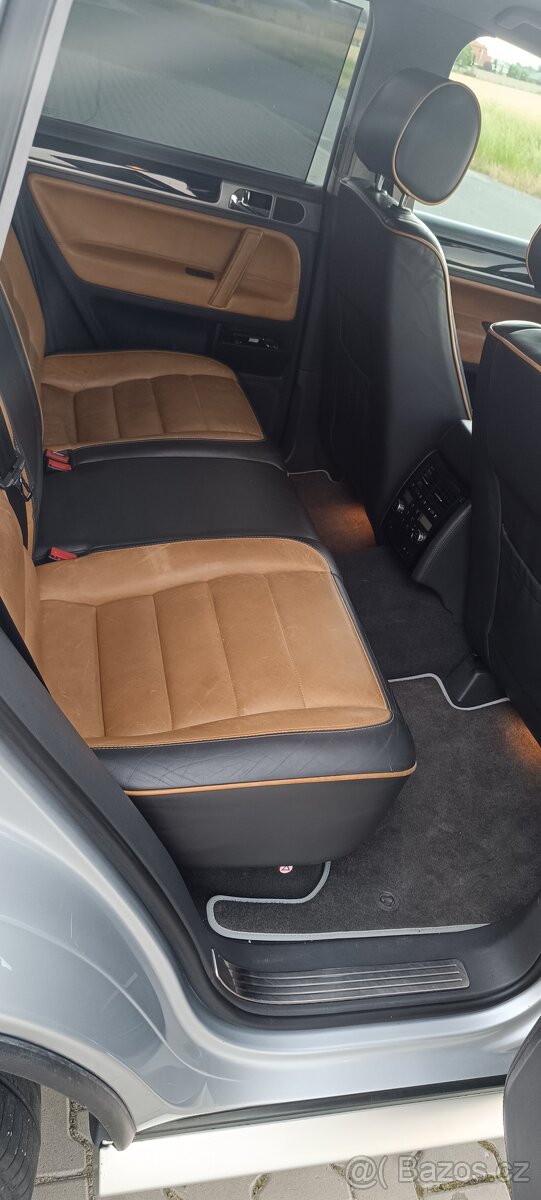 VW Touareg V10 5.0 TDI sleva - 10