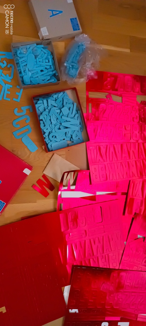 Za vše 49,-3sady nepoužité retro písmena a číslice - 10