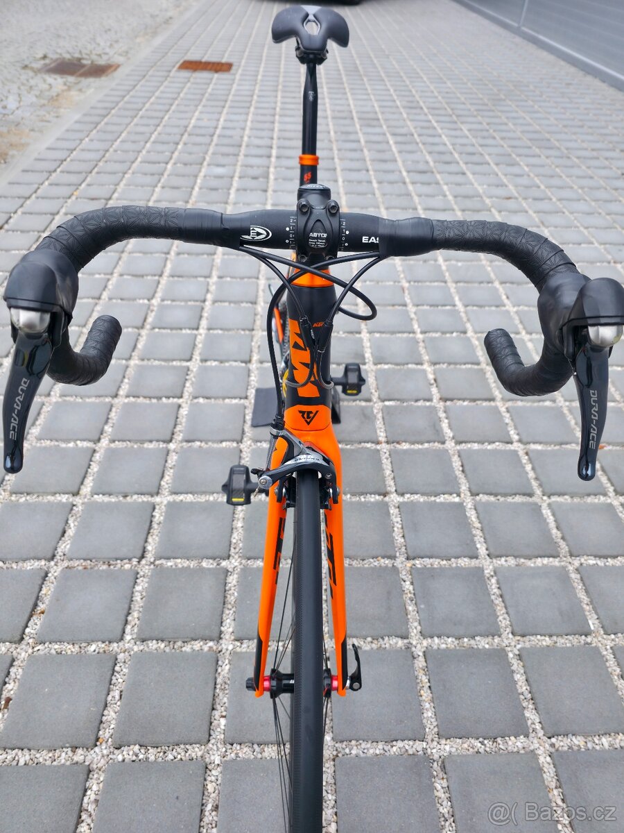 Silniční kolo KTM Revelator Carbon 2018 – velikost 55cm (M) - 10