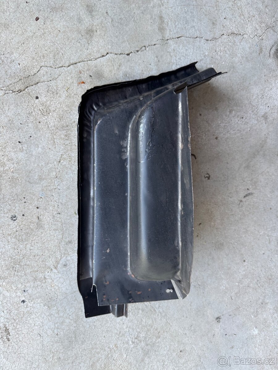 Plechařina VW T2 - 10