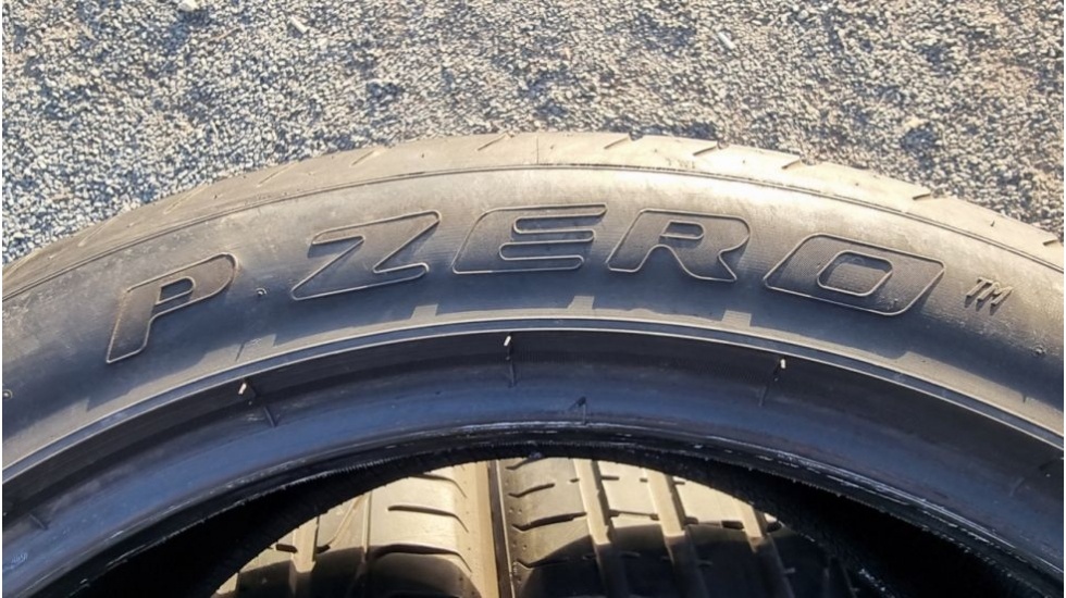 Letní pneumatiky 255/40/19 Pirelli - 10