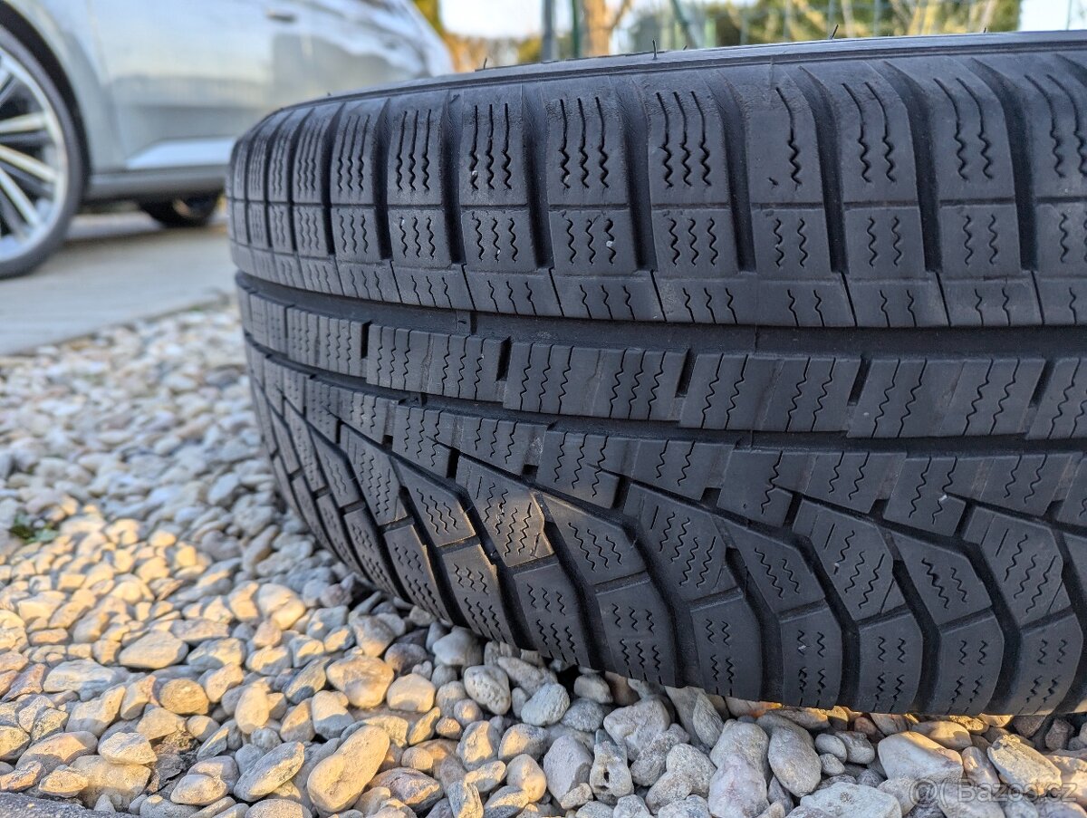 Plechová kola 5x112 R16 Superb/Passat zimní pneu 215/60 - 10
