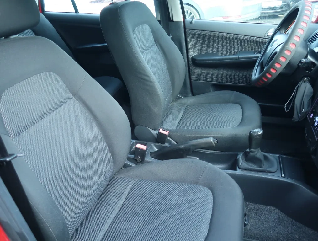 Škoda Fabia 2007 1.4 16V 164027km Combi - 10