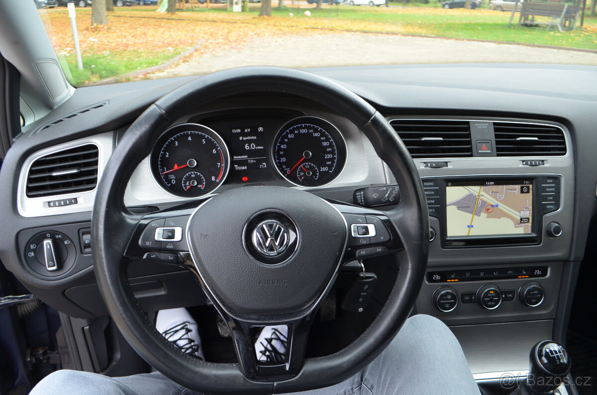 PRODÁM VW GOLF R-LINE 1.4TSI 150PS 2016 NAVI,TOP - 10