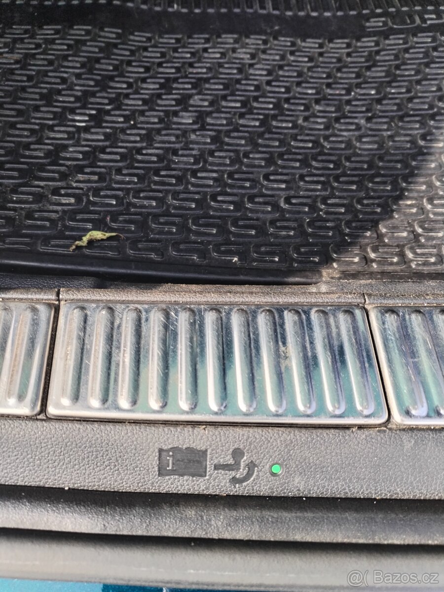 Superb combi 2.0.TDI 140kW,1.majitel - 10