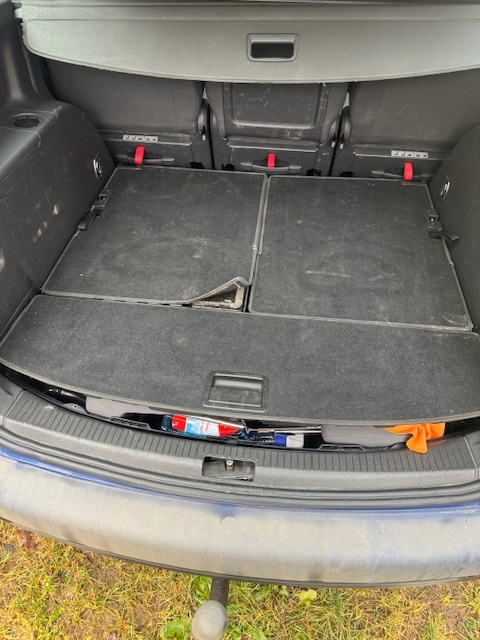 VW Touran 1,9 tdi 2009 - 10