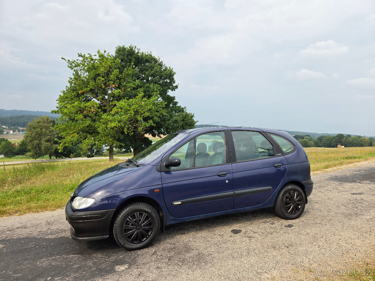 Renault Megane SCENIK - 1.6i - STK 2/2026 - Tažné - 10