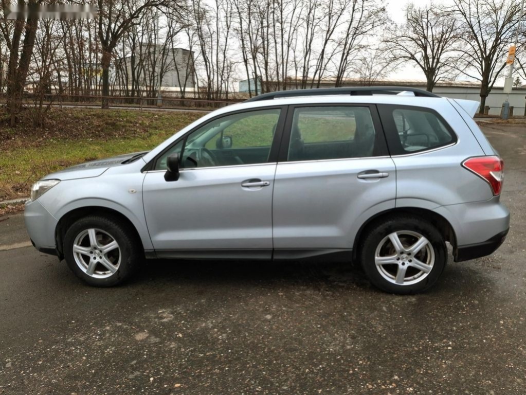 Subaru Forester,2.0 benzin 110 kw - 10