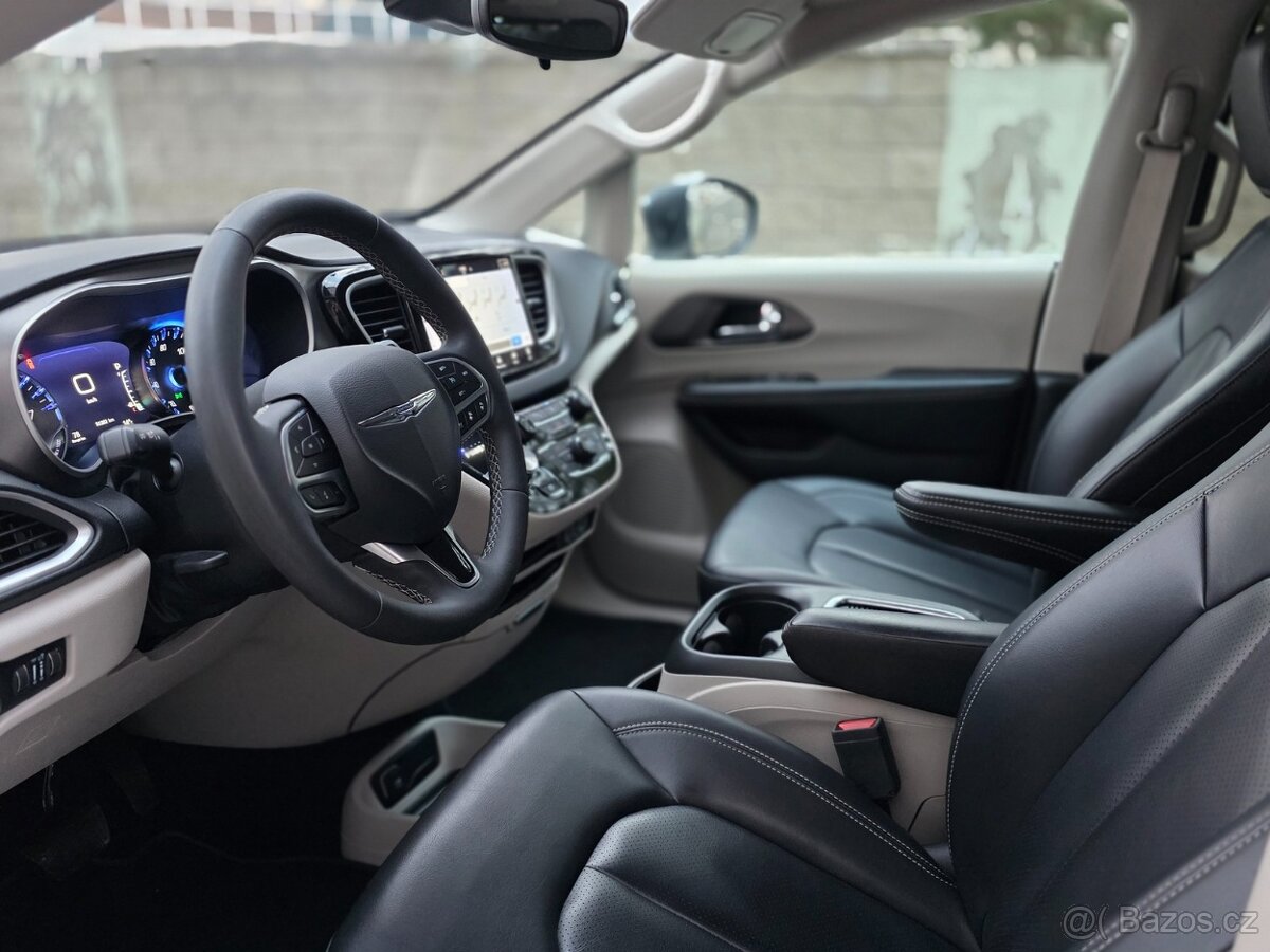 Chrysler Pacifica 3.6L V6 7 miest Radar DPH 2023 - 10