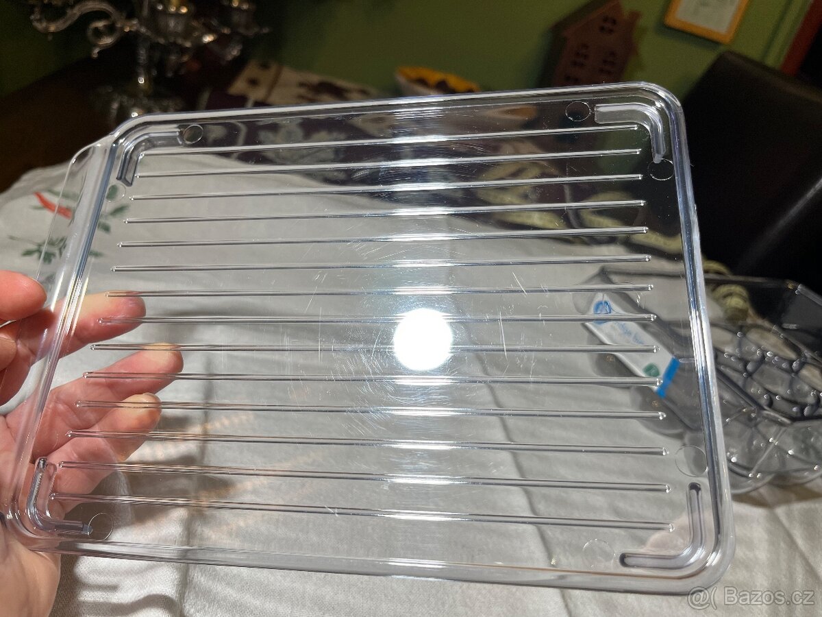 Zásobník na vajíčka/ dóza na uskladnění vajec - 10