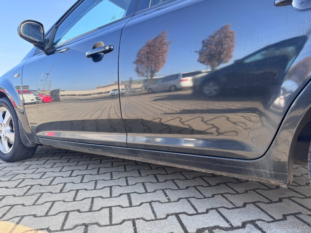 Kia Cee´d AUTOMAT 1,6i 90 KW STK - 10