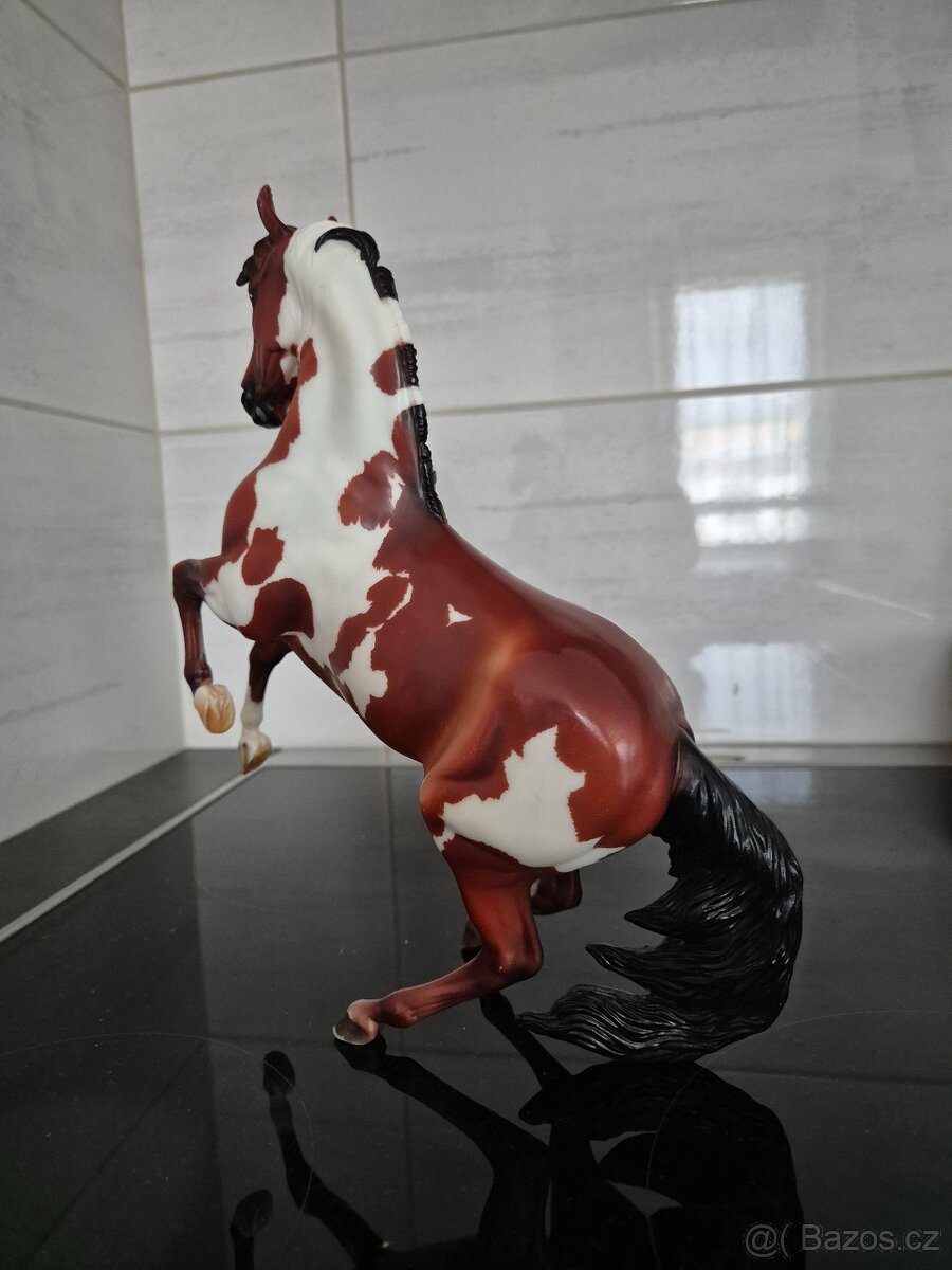 Breyer Traditional - 10