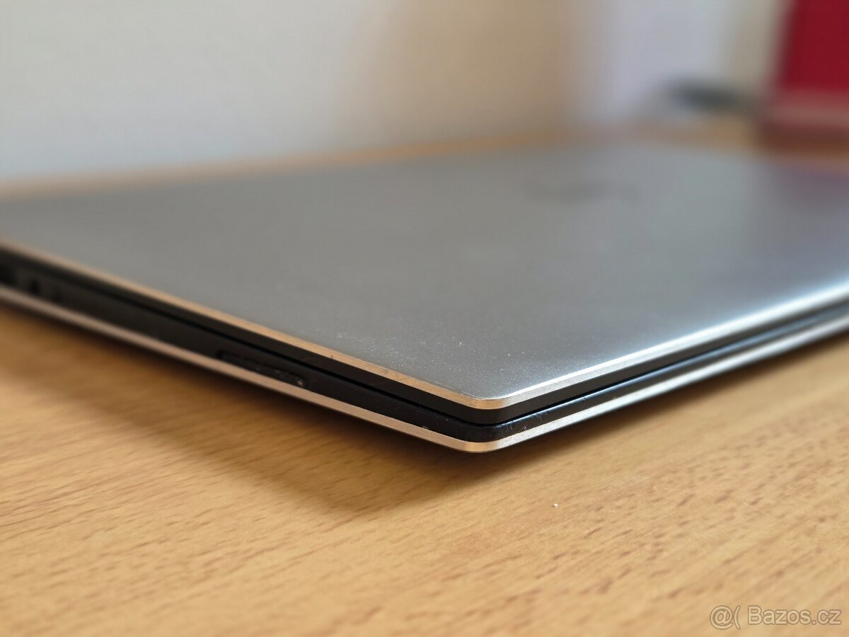 Dell XPS 13 9360 - 10