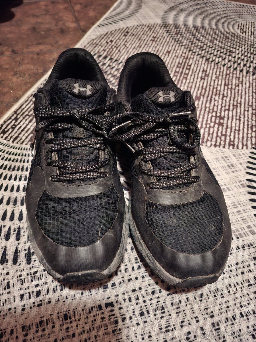 Různé sportovní boty vel. 41-42,5. - 10