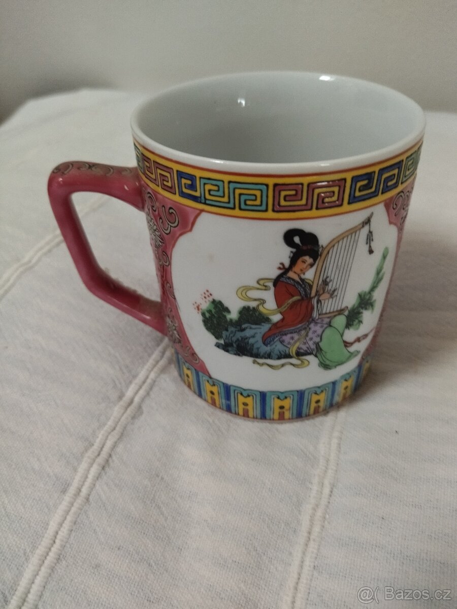 ČÍNSKÝ PORCELÁN - 10