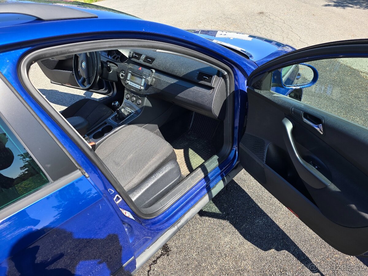 Volkswagen Passat Variant B6, 1.6 FSI - 10