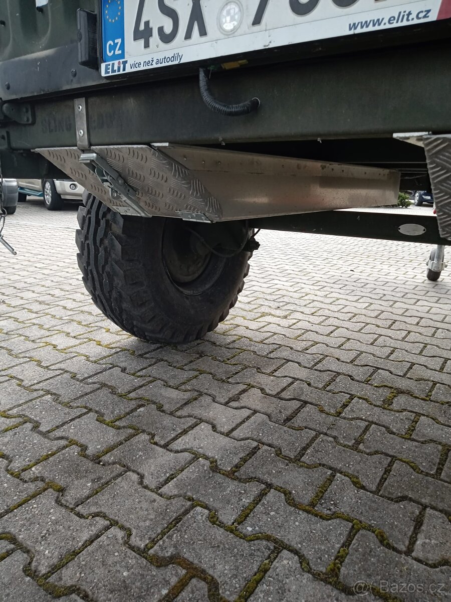 Vojenský přívěs M1101 - 10