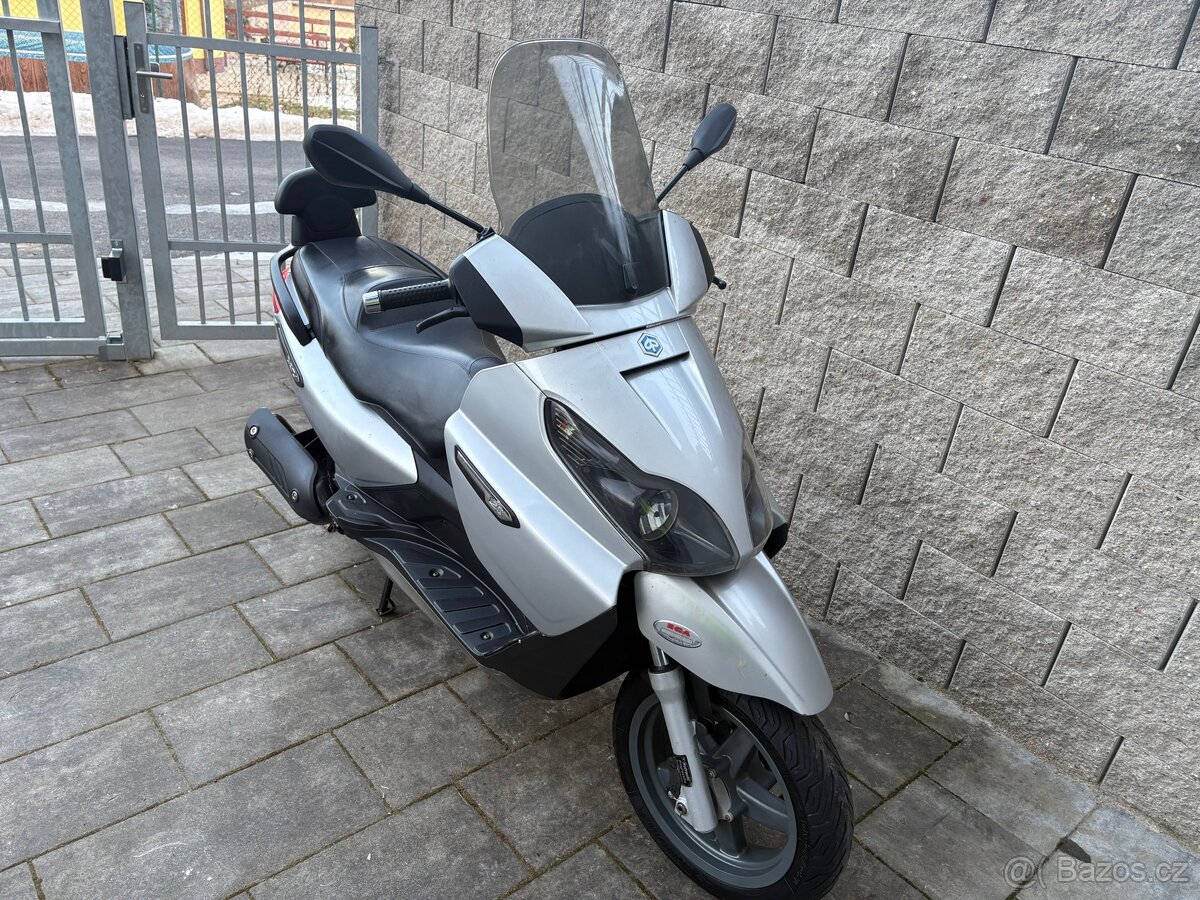 Piaggio x7 125 2008 - 10