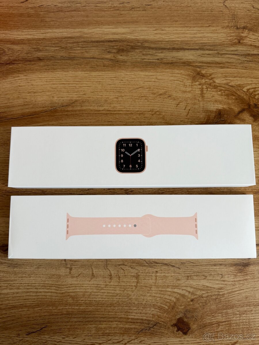 Apple Watch SE 44mm - 10