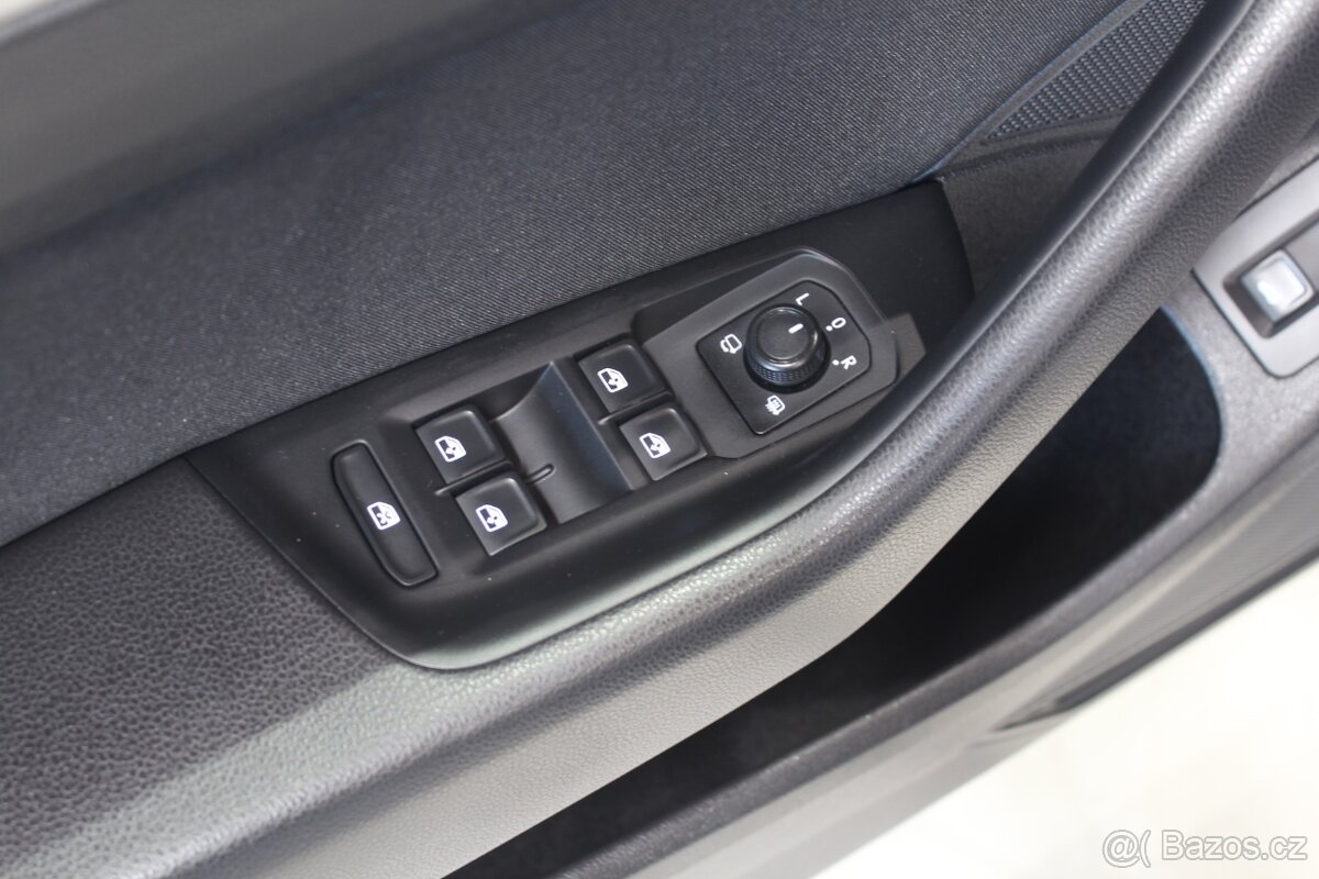 VW Passat B8 2.0TDI DSG 110kW Navi LED Display - 10