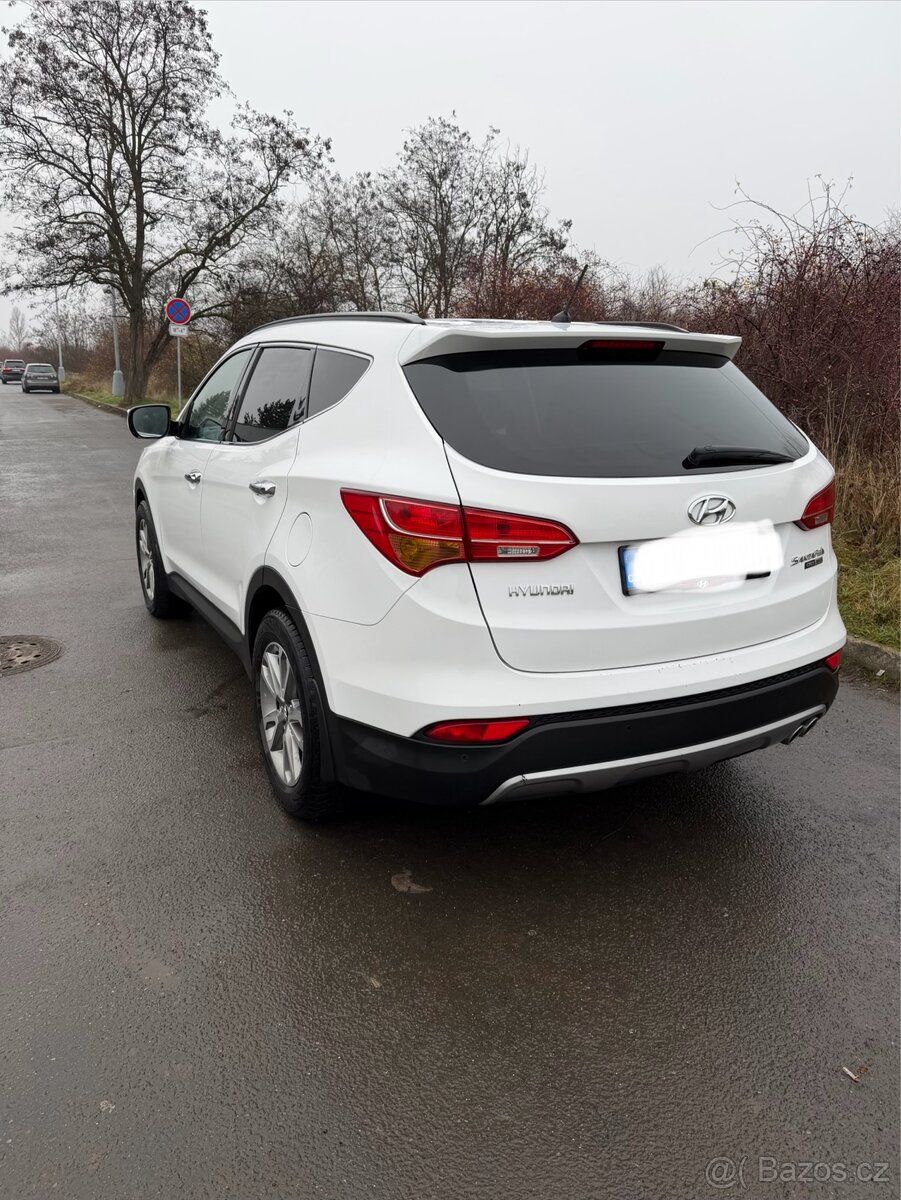 Hyundai Santa Fe - 10